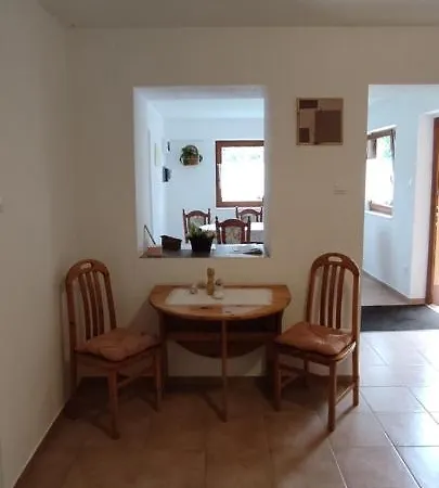 Andrea Vendeghaz Egerszolat